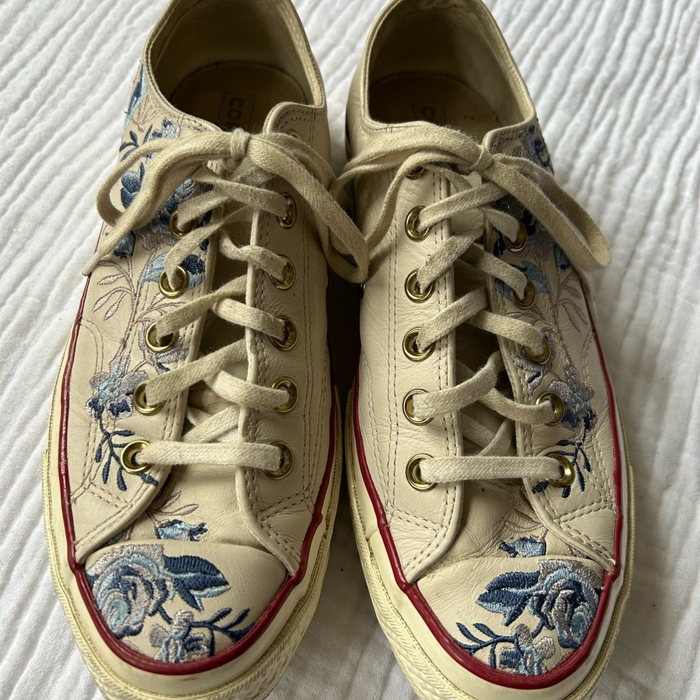 Converse Chuck 70 White Leather Parkway Floral Embroidery Sneakers, Sz. 6.5
